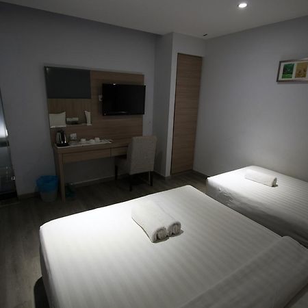 Hotel 99 Pusat Bandar Puchong Dış mekan fotoğraf