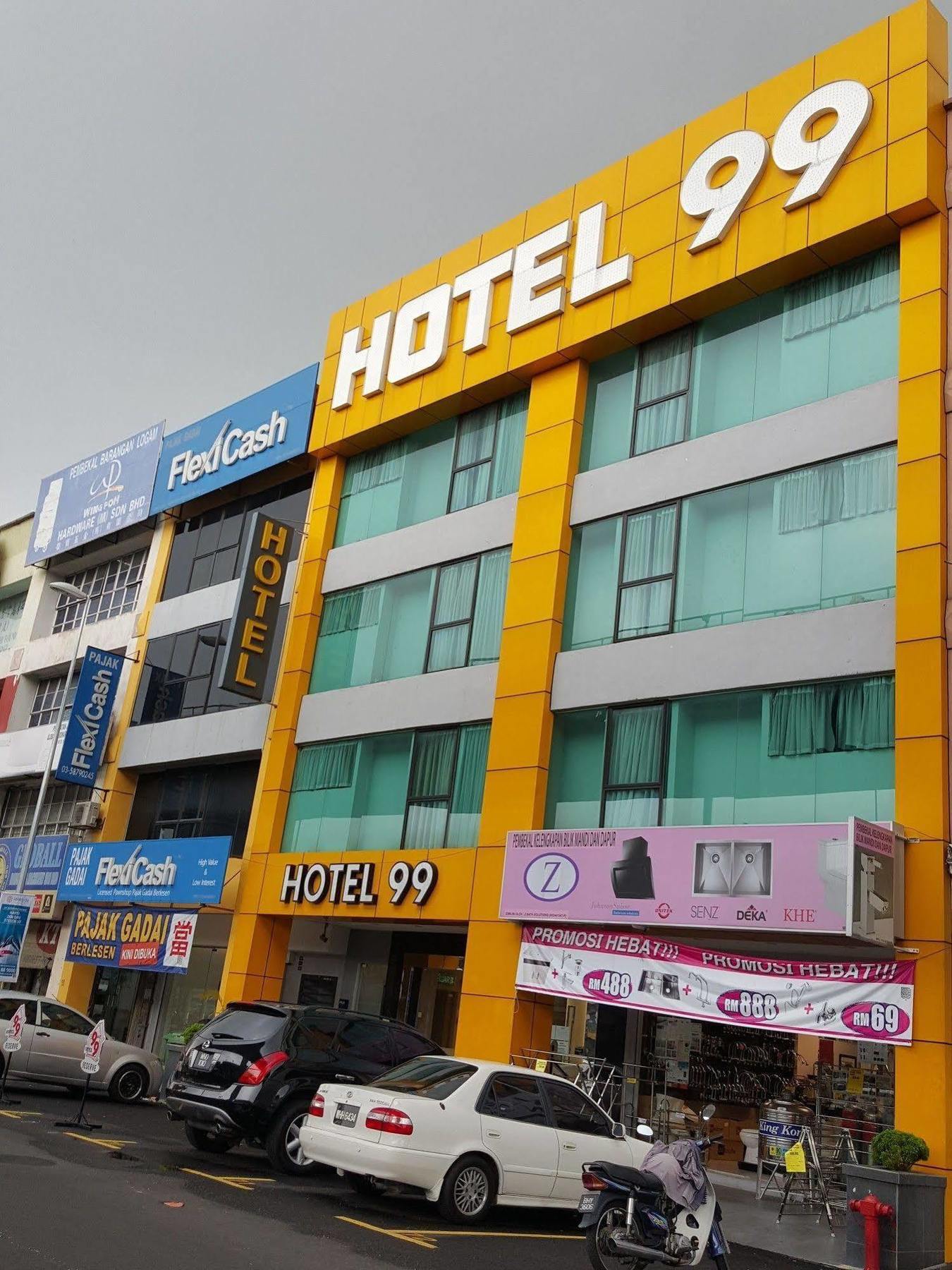 Hotel 99 Pusat Bandar Puchong Dış mekan fotoğraf