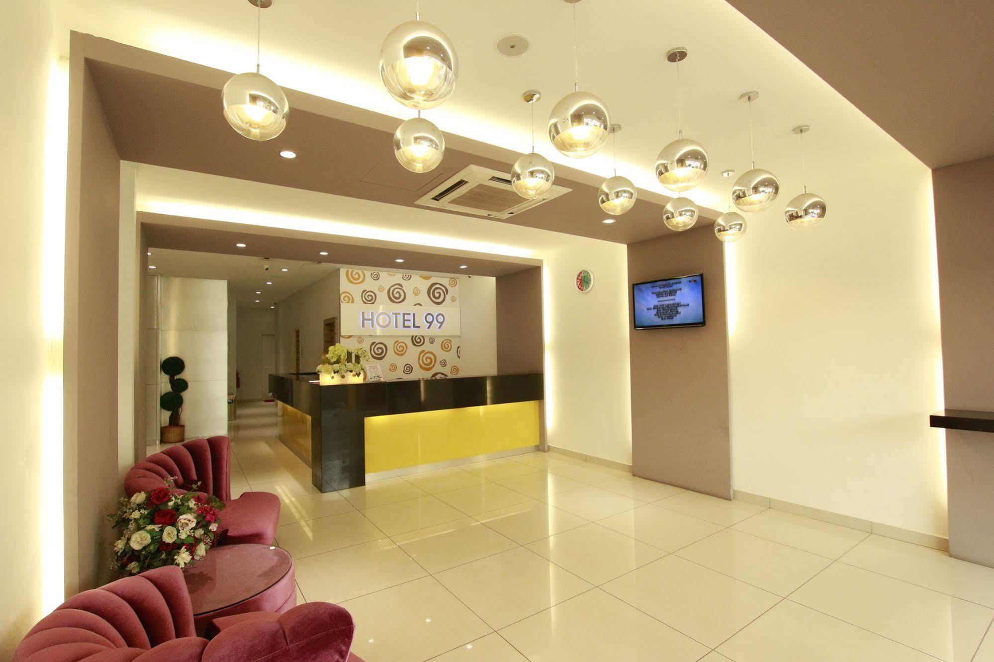 Hotel 99 Pusat Bandar Puchong Dış mekan fotoğraf